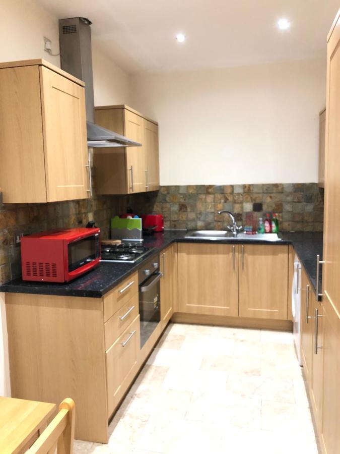 Greater London Holiday Let @ Hanwell Apartment Exterior foto